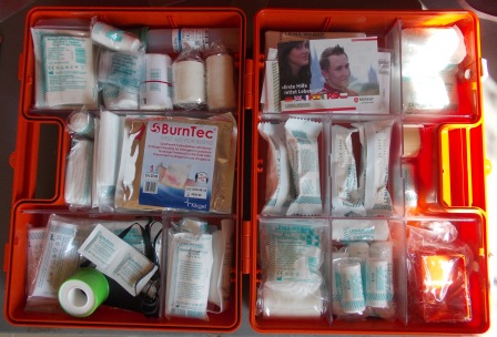 Erste Hilfe Koffer Größe 3 orange ÖNORM 1020/2025 mit Zusatzausstattung Chemie-Metall-Handwerk