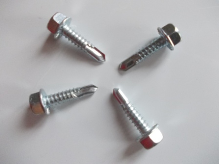 Bohrschraube mit Sechskantkopf