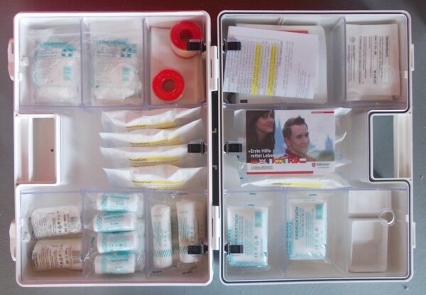 Erste-Hilfe-Koffer Gr. 3 weiß Typ 1 - Sterilteile lange Haltbarkeit Innen