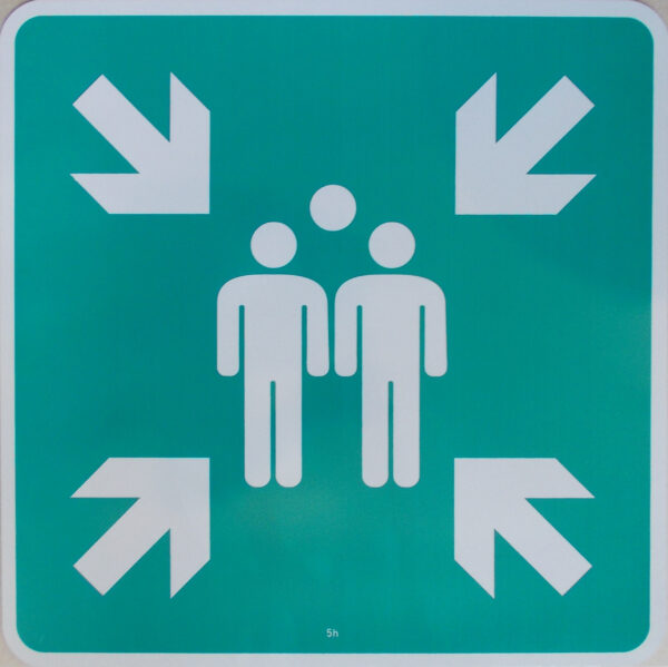 Hinweisschild Sammelplatz